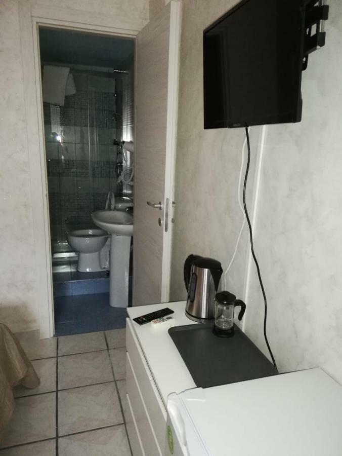 B & B Amici Dell'Etna Nicolosi Exteriör bild