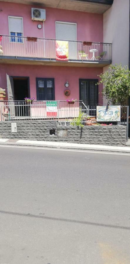 B & B Amici Dell'Etna Nicolosi Exteriör bild