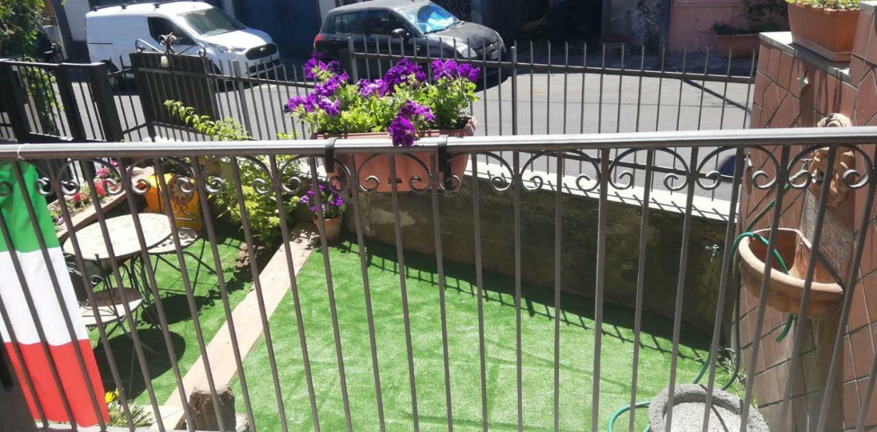 B & B Amici Dell'Etna Nicolosi Exteriör bild